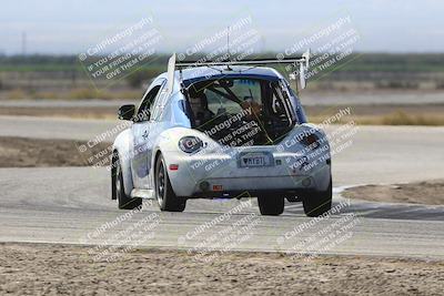 media/Sep-28-2025-24 Hours of Lemons (Sun) [[5dfe0e5f6e]]/11am (Cotton Corners)/